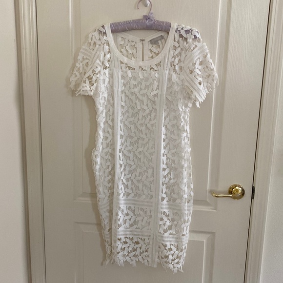 Dresses & Skirts - Tuscany lace dress